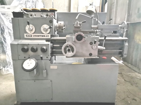 СТАНОК токарный ИЖ 250ИТВМ.01 (04г) из НИИ с ЦАНГАМИ