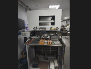 Автоматический пресс для горячего тиснения фольгой