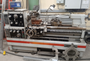 Станок токарно-винторезный КС 56 100с УЦИ. Состояние рабочее