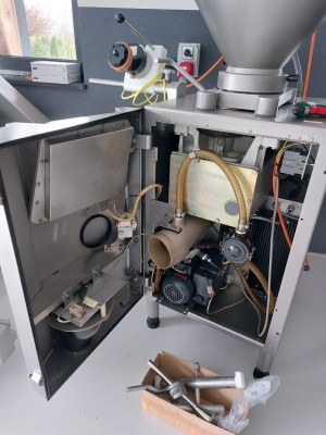 Вакуумный шприц Handtmann VF 610