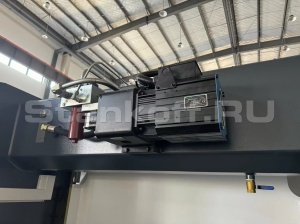 Гидравлический листогибочный 8-осевой пресс KRRASS PBS 110/3200 8 axis