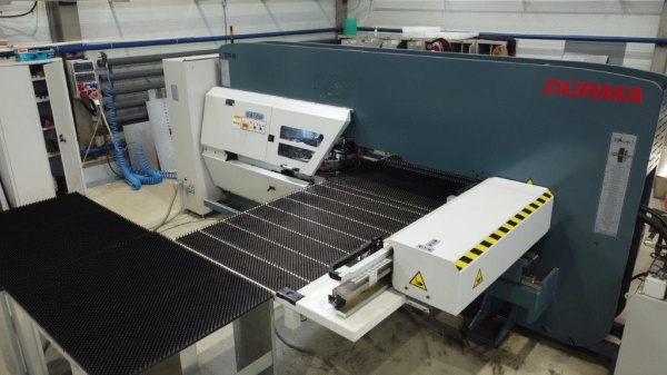 Координатно-пробивной пресс DURMA T9