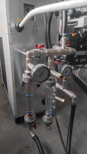 Чиллер SMC HRS090-A-40-M ()