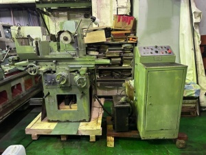 Плоскошлифовальный станок 3Б70В