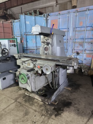 Фрезерный станок 6Р82Г