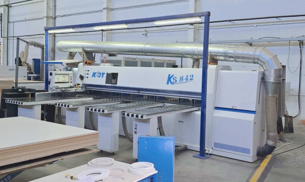 Раскроечный центр с ЧПУ KDT KS-842 CP