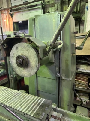 Плоскошлифовальный станок 3Б70В