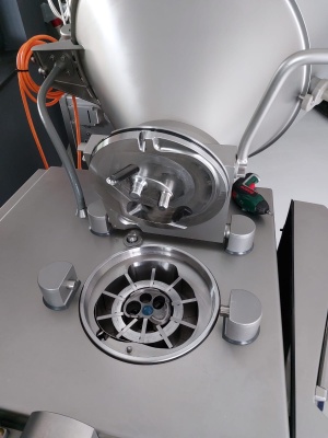 Вакуумный шприц Handtmann VF 610