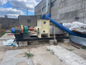 Пресс сепаратор промышленный для отжима влаги