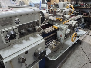 Станок токарный винторезный 1к62