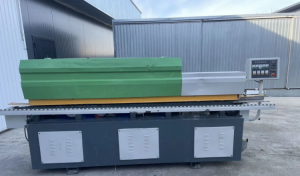 Кромкооблицовочный станок