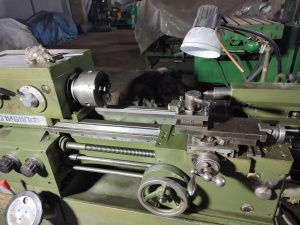 ИЖ 1И611ПФ-1 станок токарно-винторезный повышенной точности