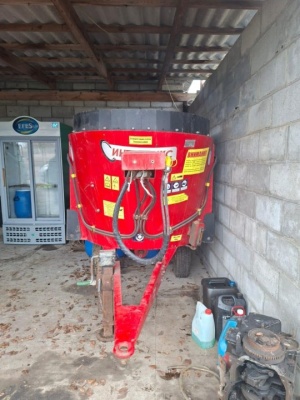 Миксер-кормораздатчик Интермикс мк-2В