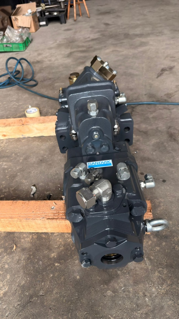 Гидравлический перфоратор HFSandvik 820 ST Состояние: Новый/ Аналог