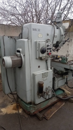 станок вертикально-фрезерный ГФ2924С1, 93г.в