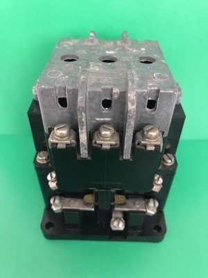 Магнитный пускатель ПМЕ-211