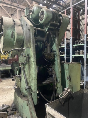 Пресс кривошипный КД2330 ус.100тн