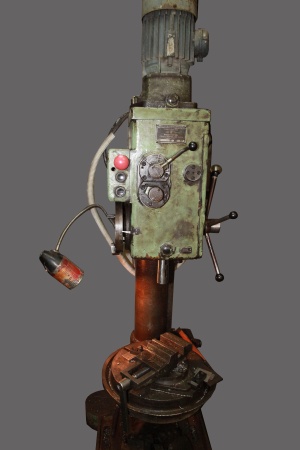 Токарные 16 В 20 и 1К62Б, 163 ДИП 300, Фрезерные 6М83, 676 П и 6Н82, Сверлильные станки 2А135 и 2А150