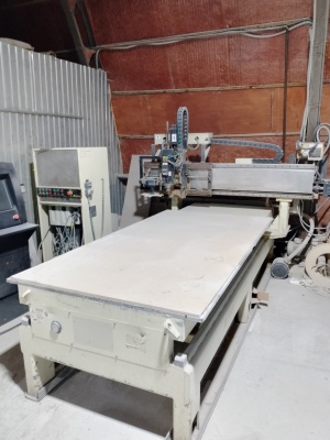 Станок фрезерно-гравировальный