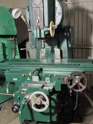 Станок 6Р12 вертикальный консольно-фрезерный