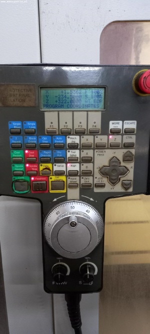 Вертикальный обрабатывающий центр с ЧПУ CINCINNATI MILACRON DART 750