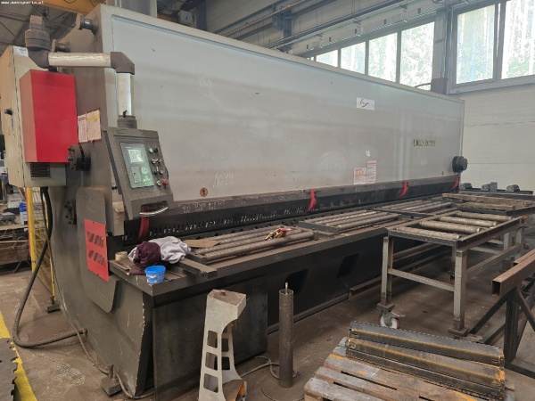Гидравлические гильотинные ножницы QC11K 18x6000