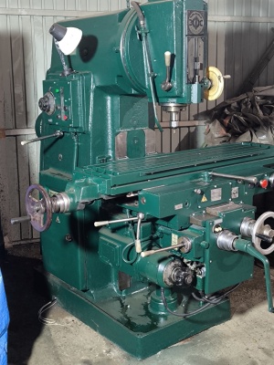 Станок 6Р12 вертикальный консольно-фрезерный