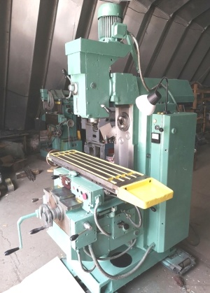 СТАНОК широкоуниверсальный фрезерный 6Т80Ш из ИНСТИТУТА