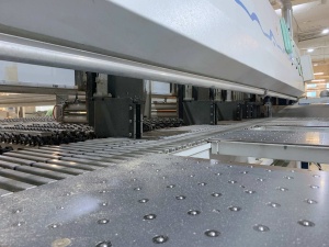 Раскроечный центр с задней загрузкой Holzma HPL 33