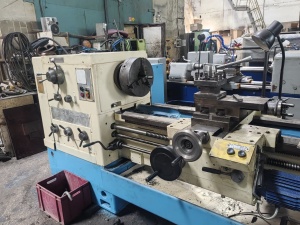 Токарный винторезный станок SNA560 р м ц 1500