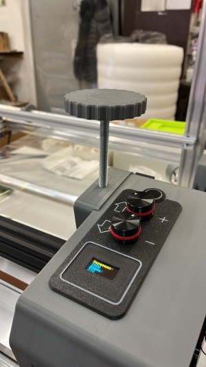 Резак для рулонных материалов, пузырьковой пленки CutterX