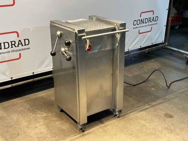 Шкуросъемная машина Maja SAM 350