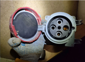 Розетка силовая 3125RS6W, 125A, 3P+E, IP67 6ч, ABB