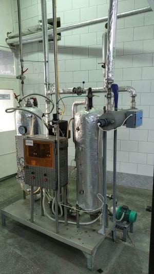 Линия розлива газированных напитков. Формат бутылок: 1,0-1,7л. ПЭТ – «детское шампанское», 1,5-2,0л. ПЭТ – квас и газнапитки. В хорошем