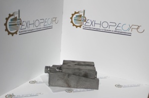 Клиновые опоры 110, 130