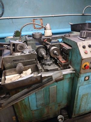 Резьбонакатной станок А 9521