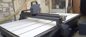 Фpезepно-гpавиpoвaльный стaнoк с ЧПУ МULТICUT 3000