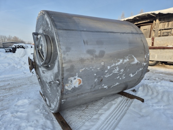 Емкость нержавеющая с рубашкой и термоизоляцией