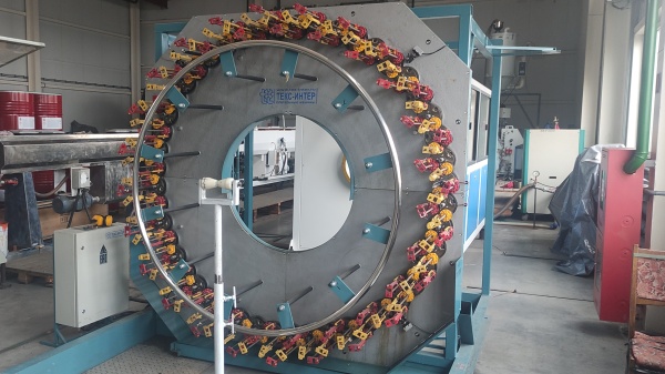 Машина шнуроплетельная МОТ96-1-130 без вытяжного устройства, с веретеном ВПП800М1, без остова