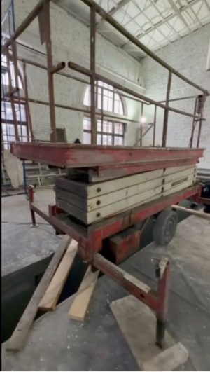 Ножничный подъемник бу 12 м, пр-во Финляндия