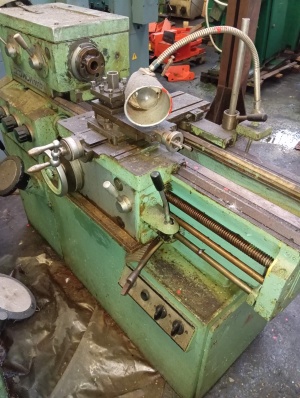 Токарно-винторезный станок 95ТС-1