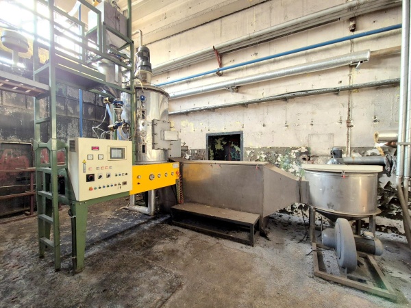 Предвспениватель полистирола NAN-JHIEH NJ-900QE