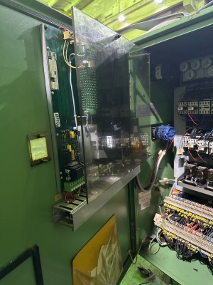 Широкоуниверсальный Прецизионный фрезерный станок MAHO MH 600P (пр-во Германия)