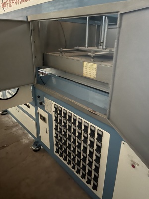 Машина для термоформования методом вакуум-формовки, из листовых и рулонных полимеров (ПС, ПП, ПЭТ, ПВХ и прочих)