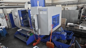 Вертикально-фрезерный станок мод. MC1580