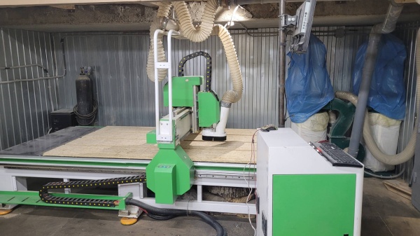 Woodtec 1325 фрезерный станок с чпу