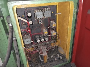 Вертикально-фрезерный станок ВМ127М