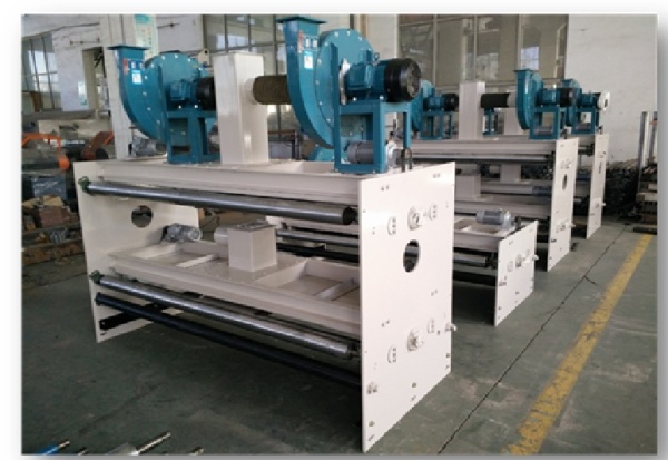 Вакуумный натяжитель полотна