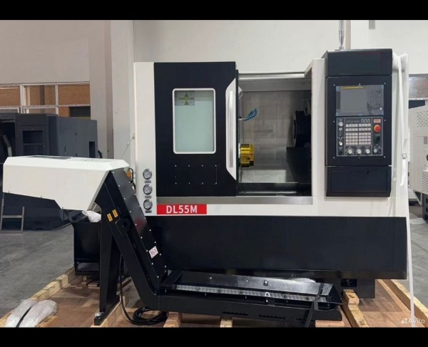 Токарно-фрезерный станок DL55M с ЧПУ Fanuk + программируемая задняя бабка