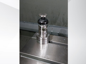 4-осевой вертикальный обрабатывающий центр EMCO Emcomill EM 1200